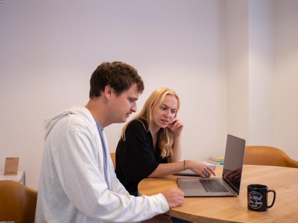 អត្ថប្រយោជន៍នៃការពិនិត្យក្រុមហ៊ុនស្លត